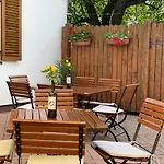 Diofa Panzio Frühstückspension 4*