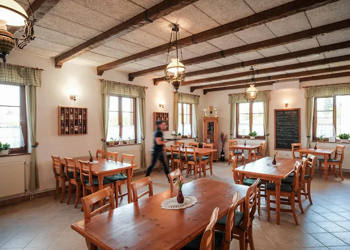 Diofa Panzio Bed & Breakfast